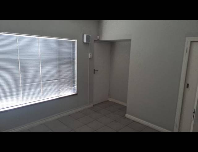 BUSINESS PROPERTY TO RENT IN WALMER